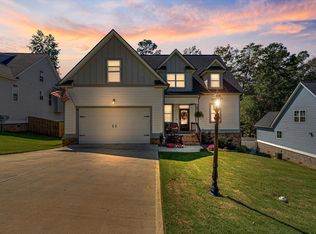 6343 Satjanon Dr, Ooltewah, TN 37363