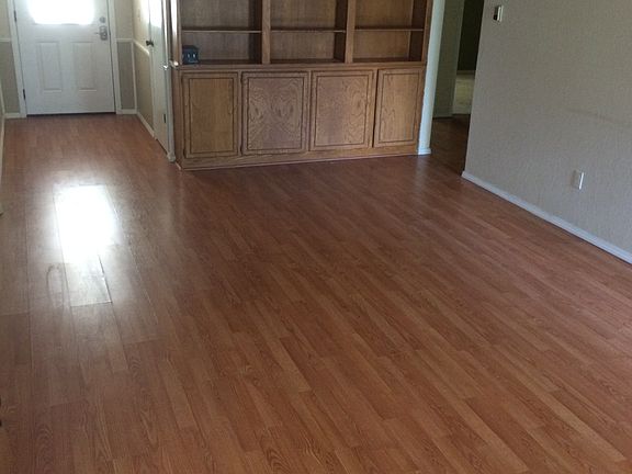 4th image of 978 Castlebury Mansion