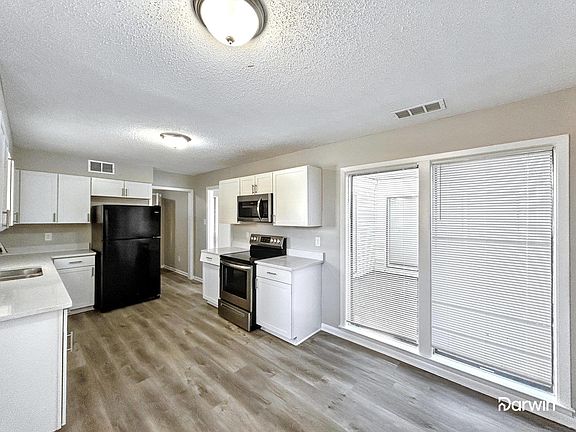 4th image of 3333 Leschallas Dr
