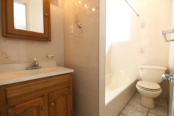 Rented by Rental Solutions Inc | media 60