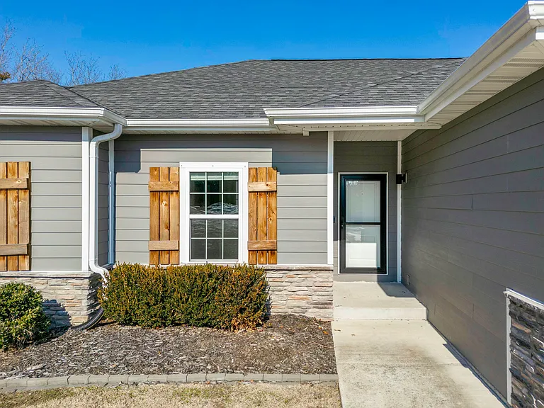 391 Highpoints Rdg — Photo 2