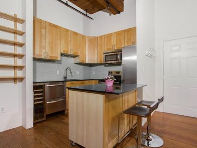 320 W 2nd St APT 311, Boston, MA, 02127