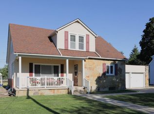 25 Pleasant Ave, Battle Creek, MI 49015