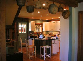 8986 Far View Rd, Mazomanie, WI 53560