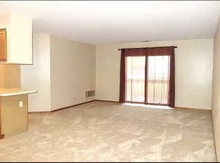 2396 Quarterback Ct UNIT 2, Ypsilanti, MI 48197
