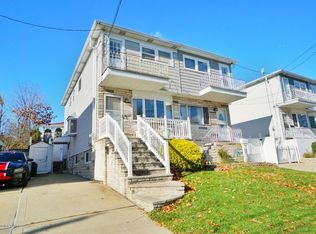 110 Ebony St, Staten Island, NY 10306