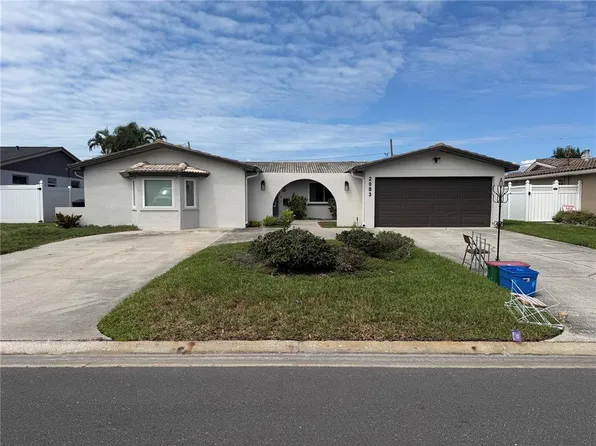 2083 Montana Ave NE, Saint Petersburg, FL 33703