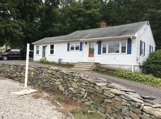 136 Uxbridge Rd, Mendon, MA 01756