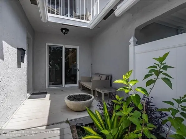 635 Kensington Pl #1, Fort Lauderdale, FL 33305