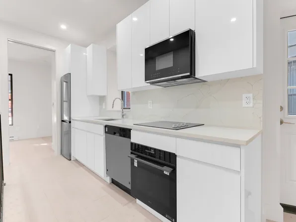 220 Saint James Place image 1 of 7