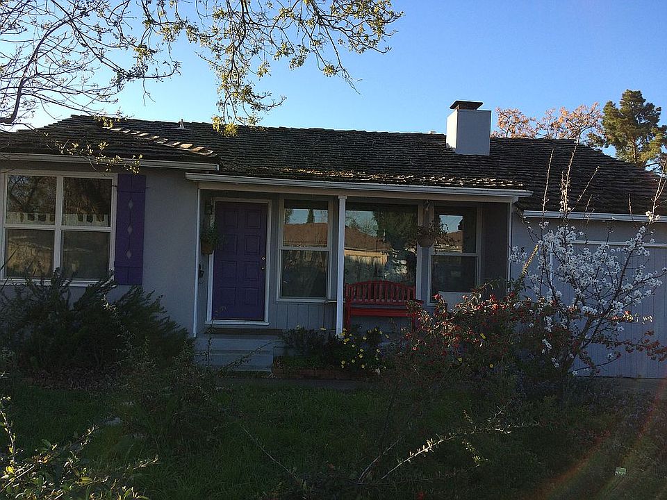 1st image of 815 9th Ave