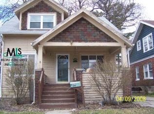39 Grove Park St, Mount Clemens, MI 48043