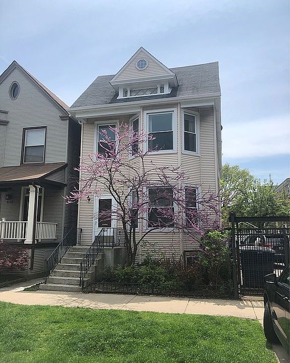 1st image of 1721 W Leland Ave