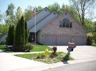 8402 Ember Glen Pass, Lansing, MI 48917