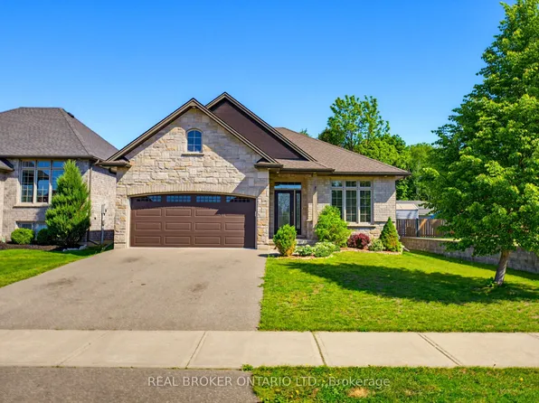 11 Cottonwood St, Norfolk County, ON N0E 1Y0