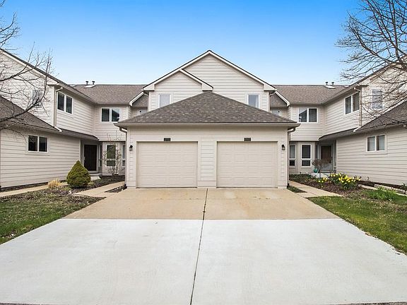 3rd image of 2042 Bancroft Dr