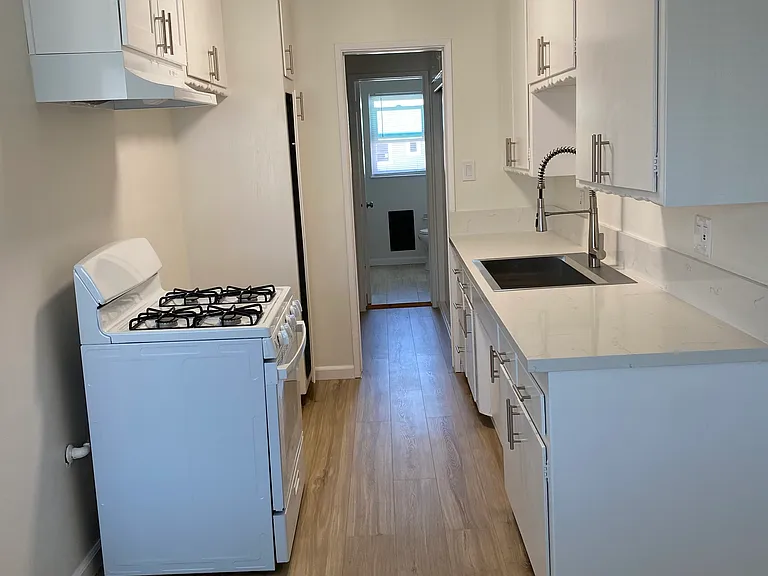 1400 E Florida St #11 — Photo 7