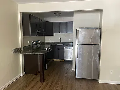 3 bed, 1700 sqft, $800 — Photo 4