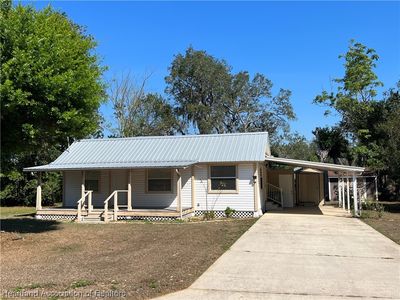 906 W Winifred St, Avon Park, FL, 33825