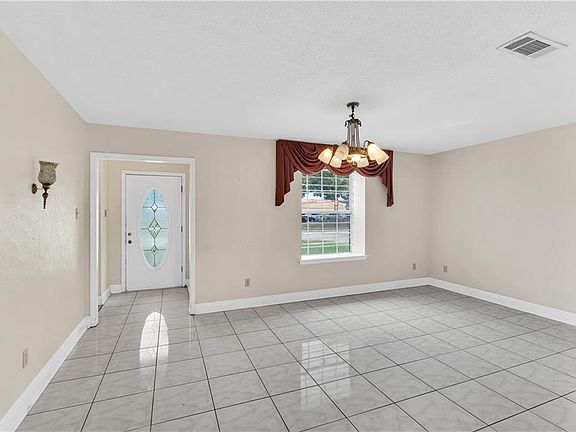 3rd image of 3300 Maine Ave