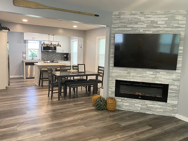 410 N Shore Dr #1/2 — Photo 11