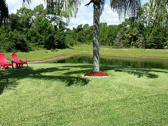 3rd image of 2074 Majestic Pine Ct NE