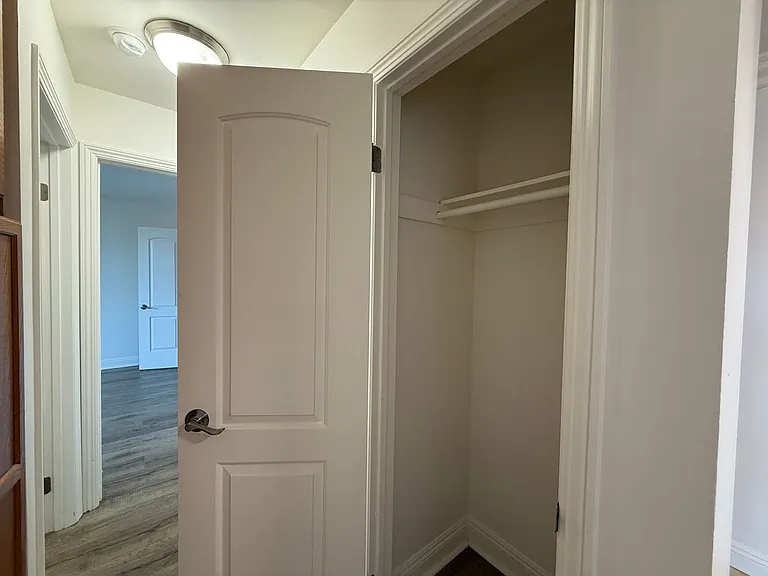 1475 Oakdale Ave — Photo 24