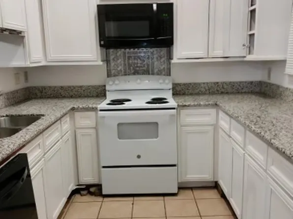 16335 Meadowbrook Farm Rd, Houston, TX 77082