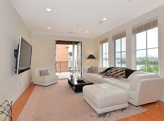 5th image of 3 Moorings Ln