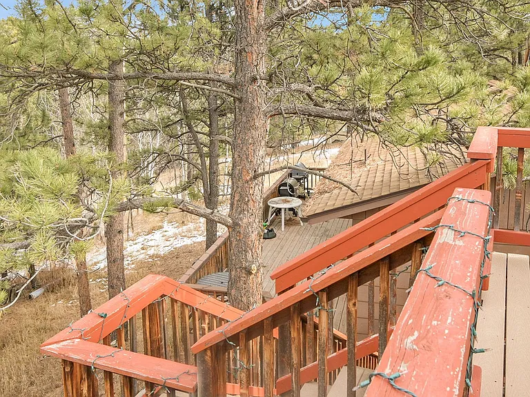 2027 Roland Dr — Photo 34