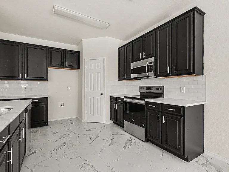 1578 Mahogany Dr — Photo 9