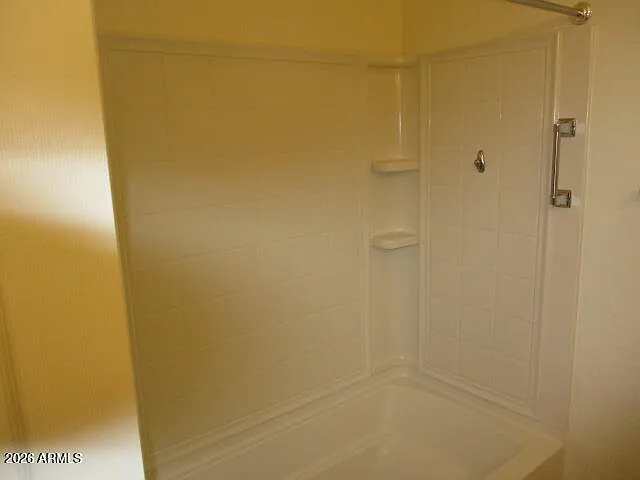 2950 E Glenhaven Dr — Photo 13