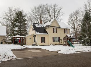 605 Riverside Dr, Portland, MI 48875