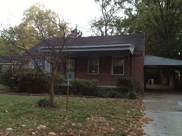 3643 Fairmont