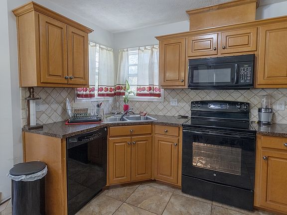 5th image of 56 Lee Road 501