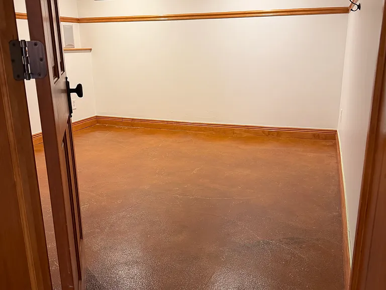 309 N Almond St — Photo 17