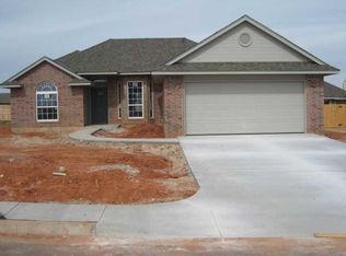 1121 Phils Way, Piedmont, OK 73078