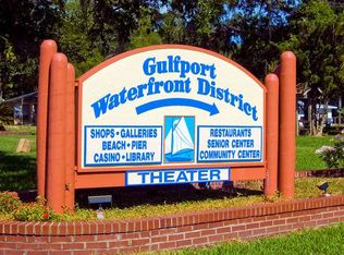 2914 54th St S, Gulfport, FL 33707