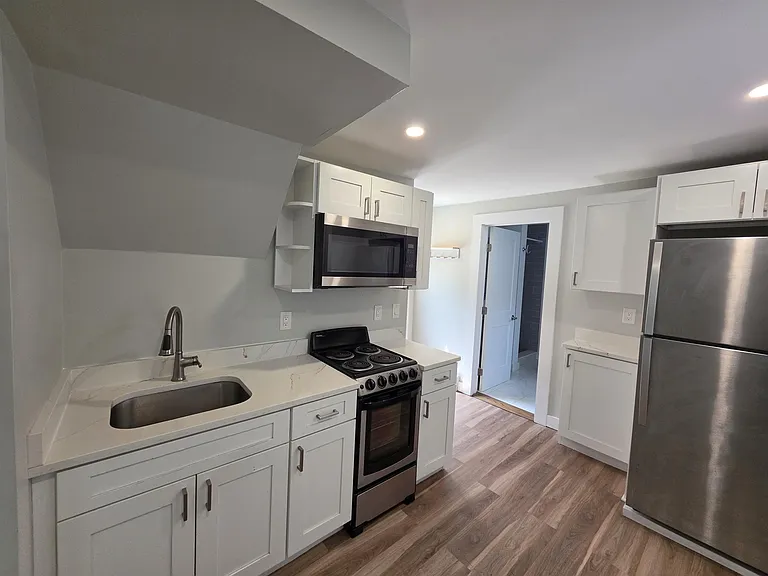 3 Saint John St #1 — Photo 2