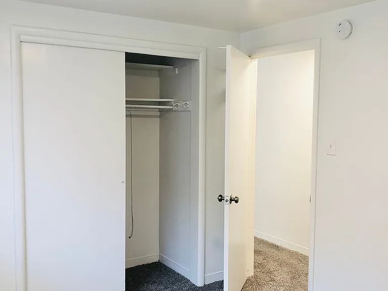 227 E St — Photo 10