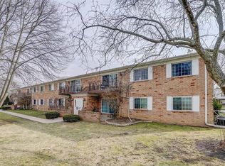 3414 Valley Ridge Rd APT 6, Middleton, WI 53562