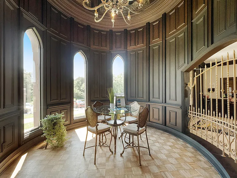 Dine Like Royalty!
