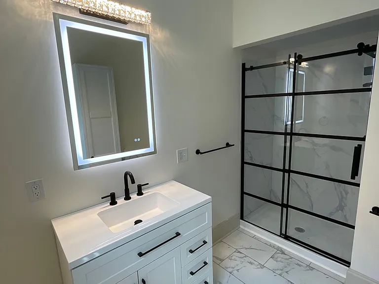 2235 Chapline St #2 — Photo 8