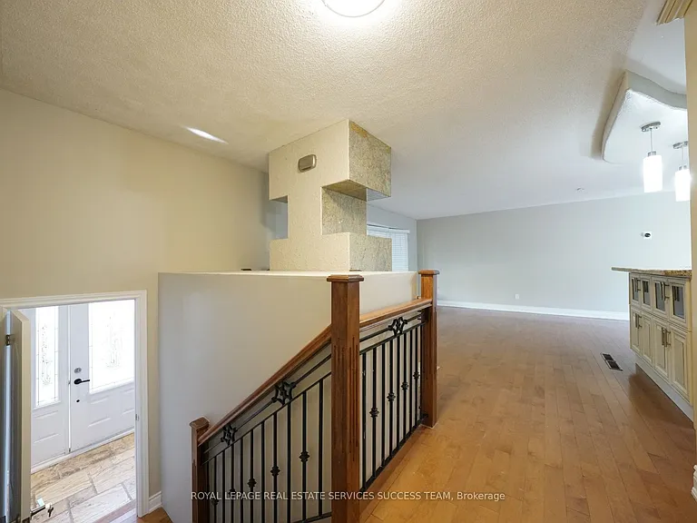 1195 Holton Heights Dr — Photo 12