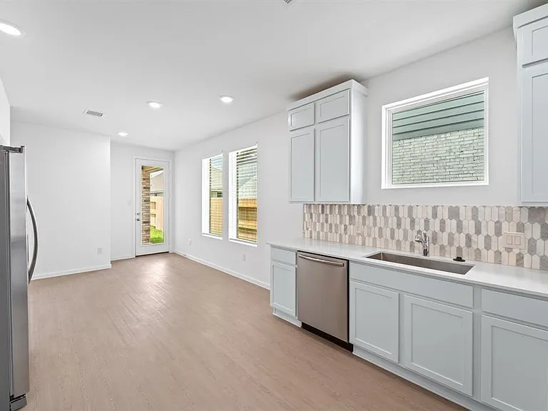 5214 Santa Cruz Bay — Photo 9