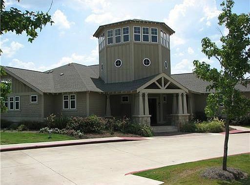 3rd image of 1725 Harvey Mitchell Pkwy S APT 122