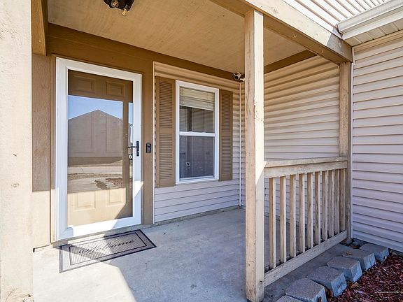 2nd image of 5548 Keeneland Way