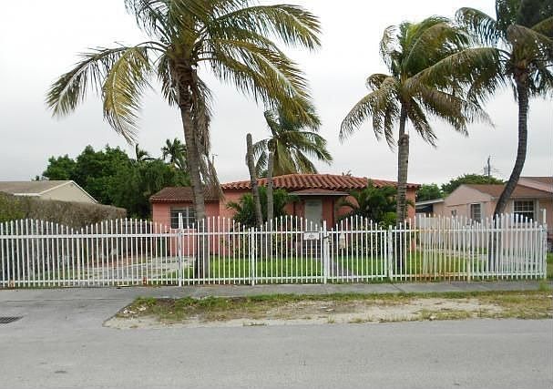 1st image of 1001 NW 40th Ave