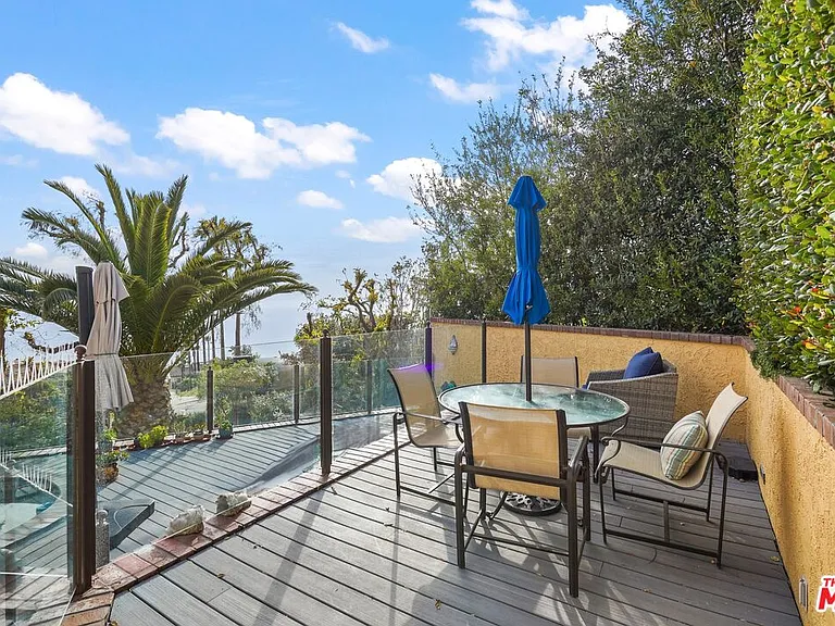 4244 Avenida De La Encinal — Photo 41
