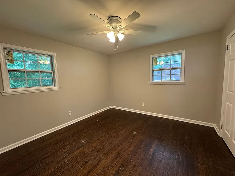 6243-6245 Vera Ln SW — Photo 4